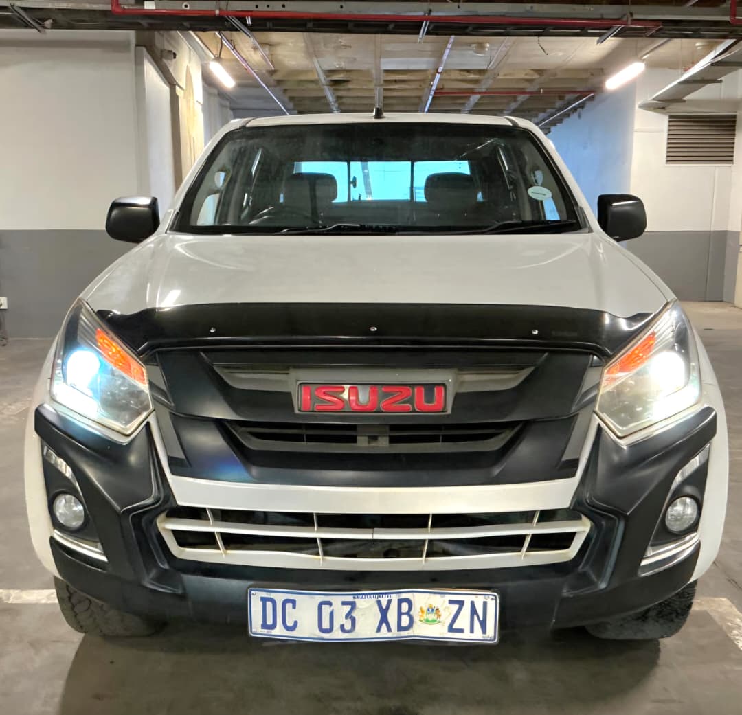  Isuzu D-max 
