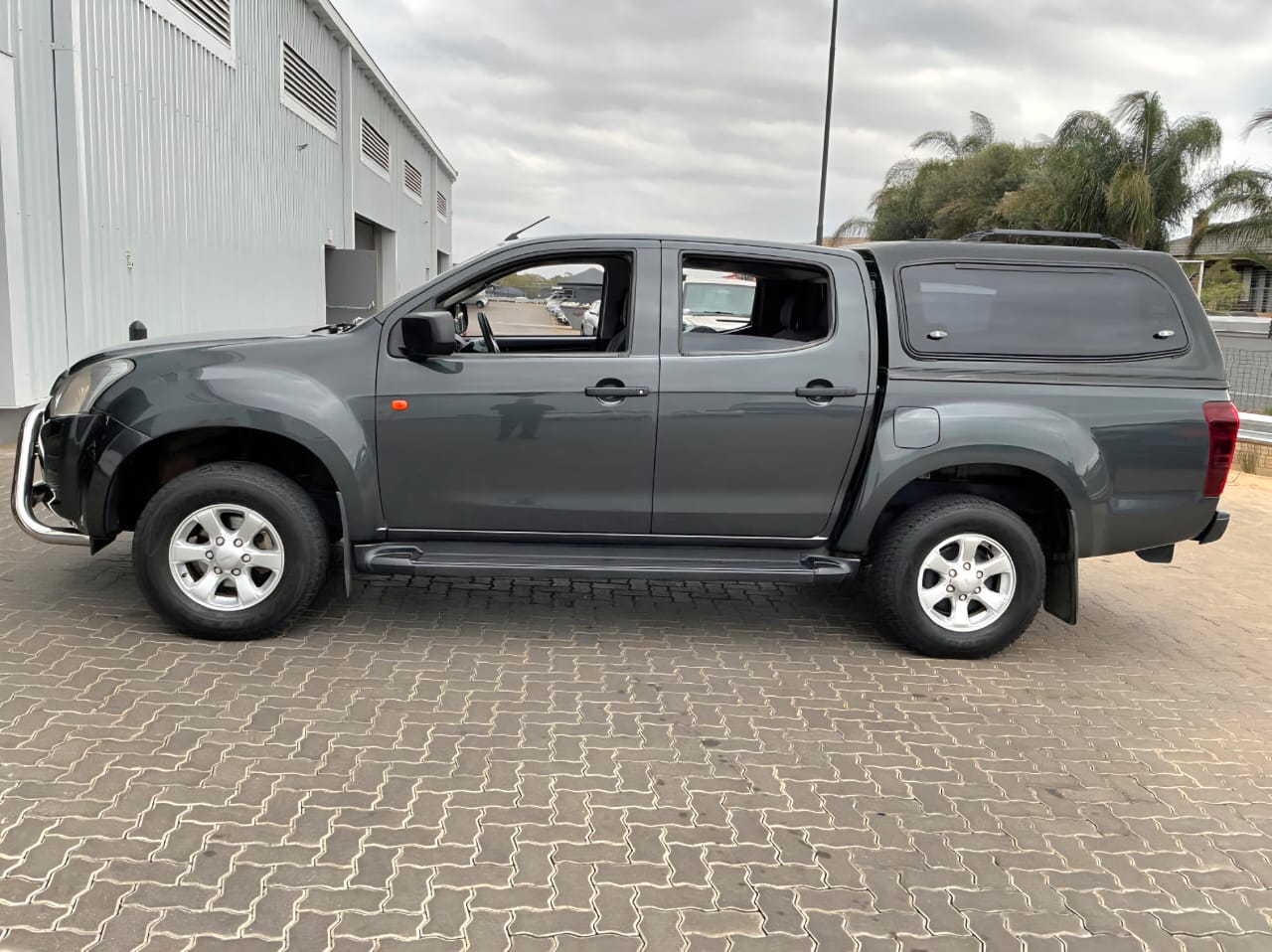 Isuzu D-max - Image 3