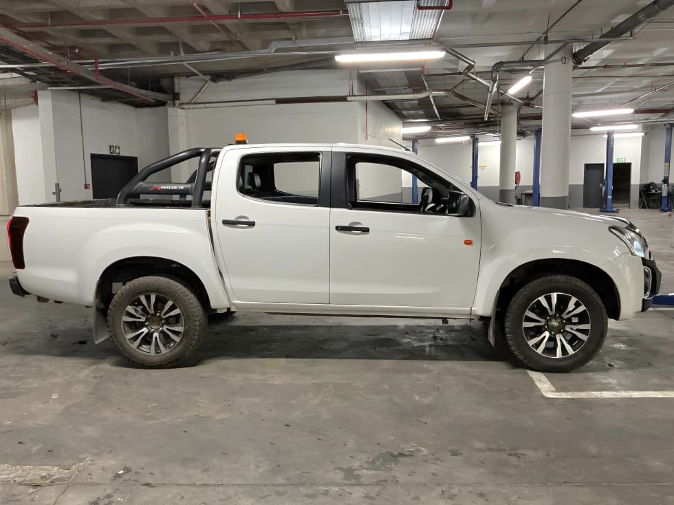  Isuzu D-max  - Image 3